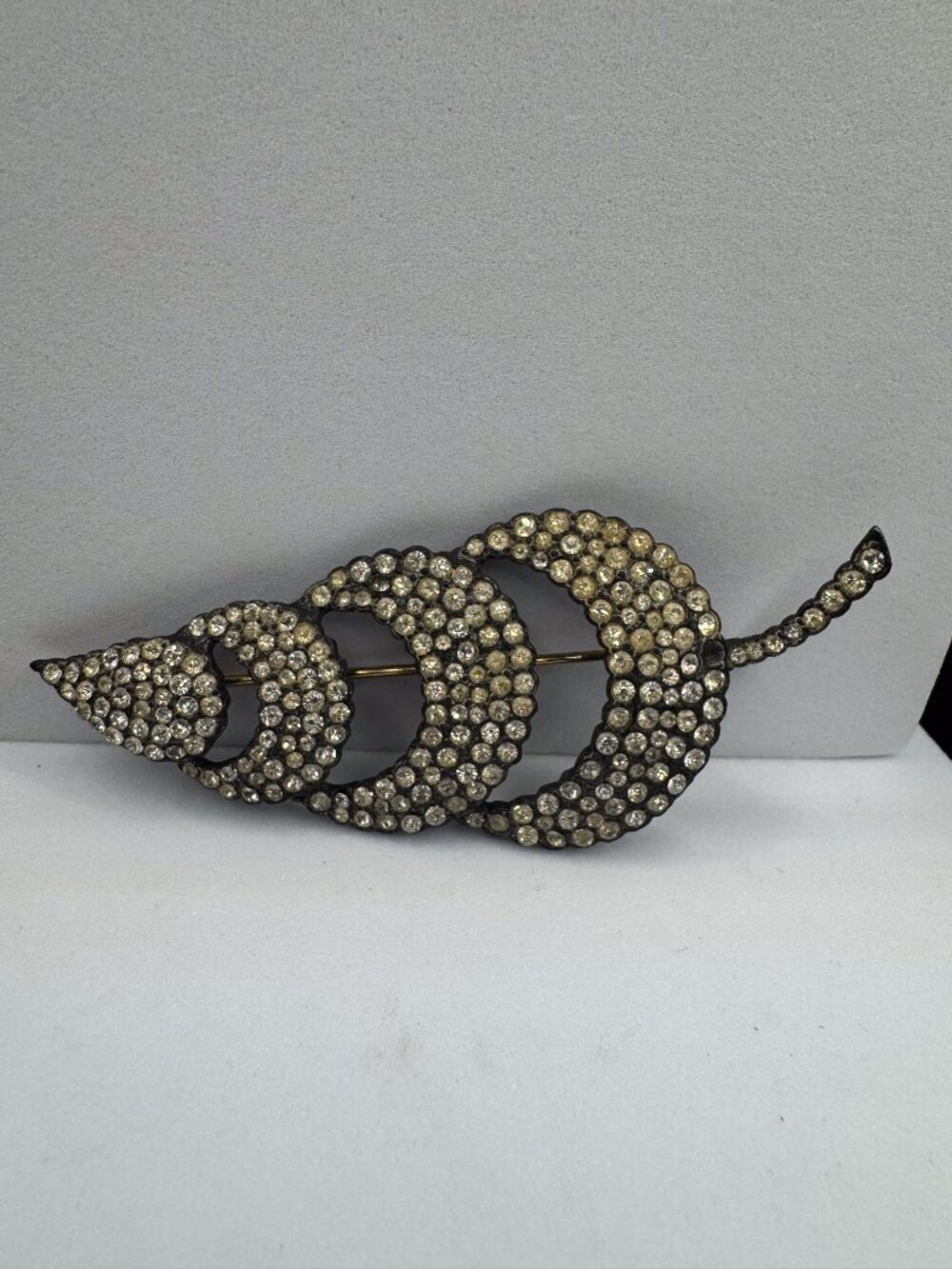 Vintage VENDOME Signed Pave Rhinestone Leaf Brooch Gunmetal Mid Century Pin